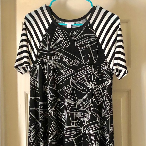LuLaRoe Dresses & Skirts - LulaRoe Carly Small
